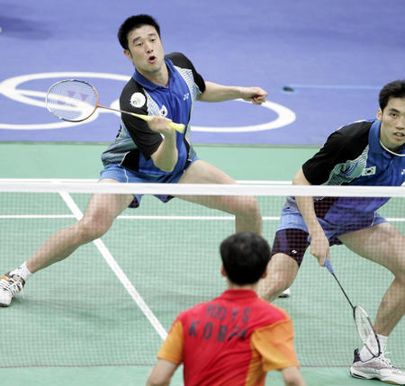 赛场上都展 赛场上都展