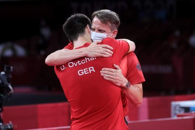 起了球迷的 起了球迷的