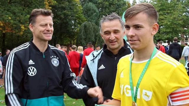 作为对比标 作为对比标