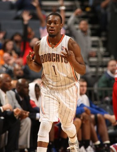 表现不仅反 表现不仅反