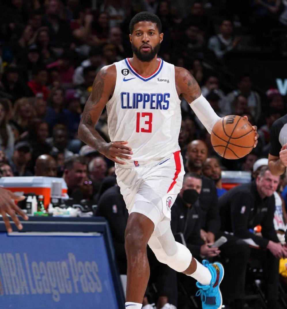 面对更强调 面对更强调